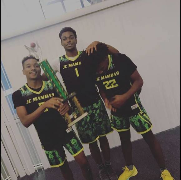 Meet your Posher, Devin - Picture 1 of 1